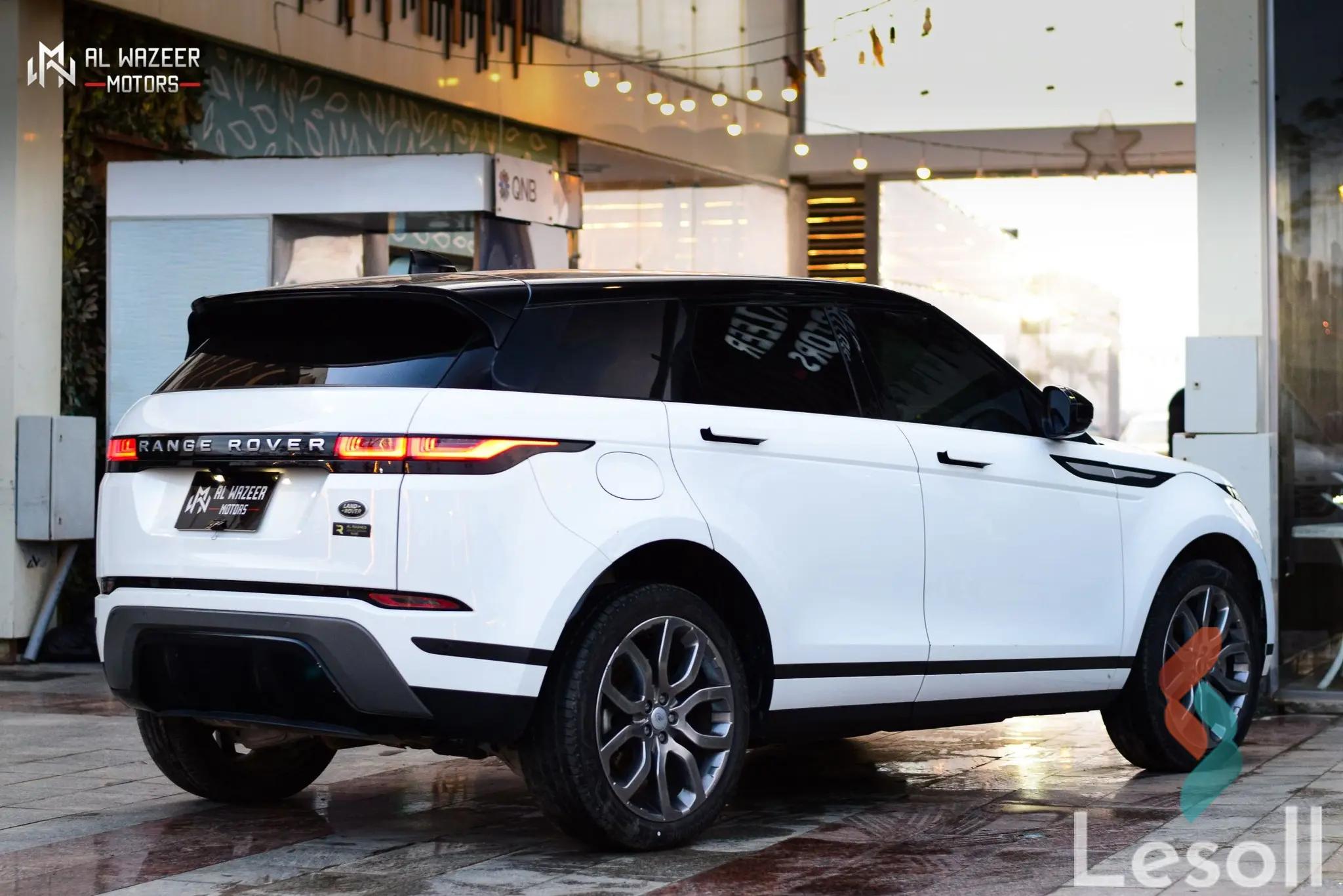 لاند روفر رينج روفر إيفوك اوتوماتك مستعملة أبيض موديل 2022 - كل الصور