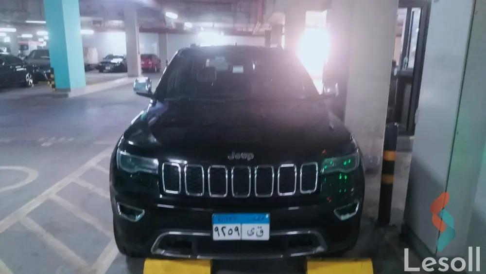 جيب جراند شيروكي اوتوماتك مستعملة أسود موديل 2022