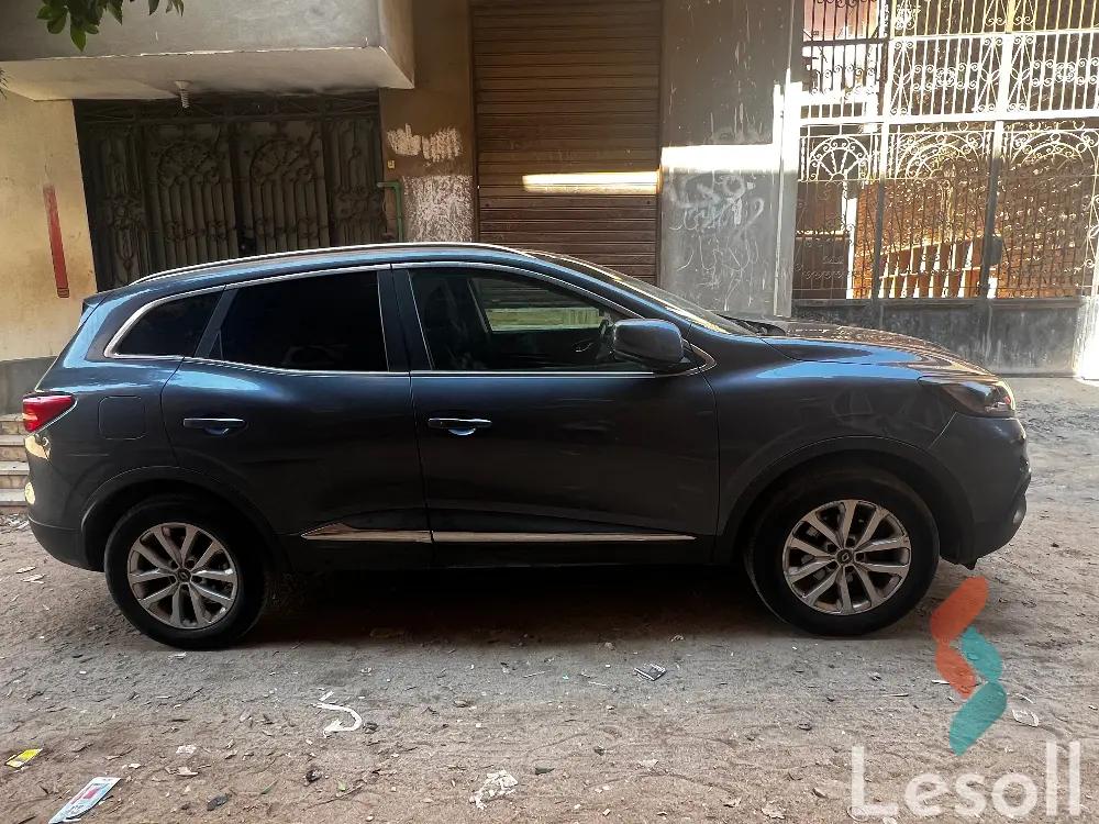 رينو كادجار اوتوماتك مستعملة أسود موديل 2017 - كل الصور