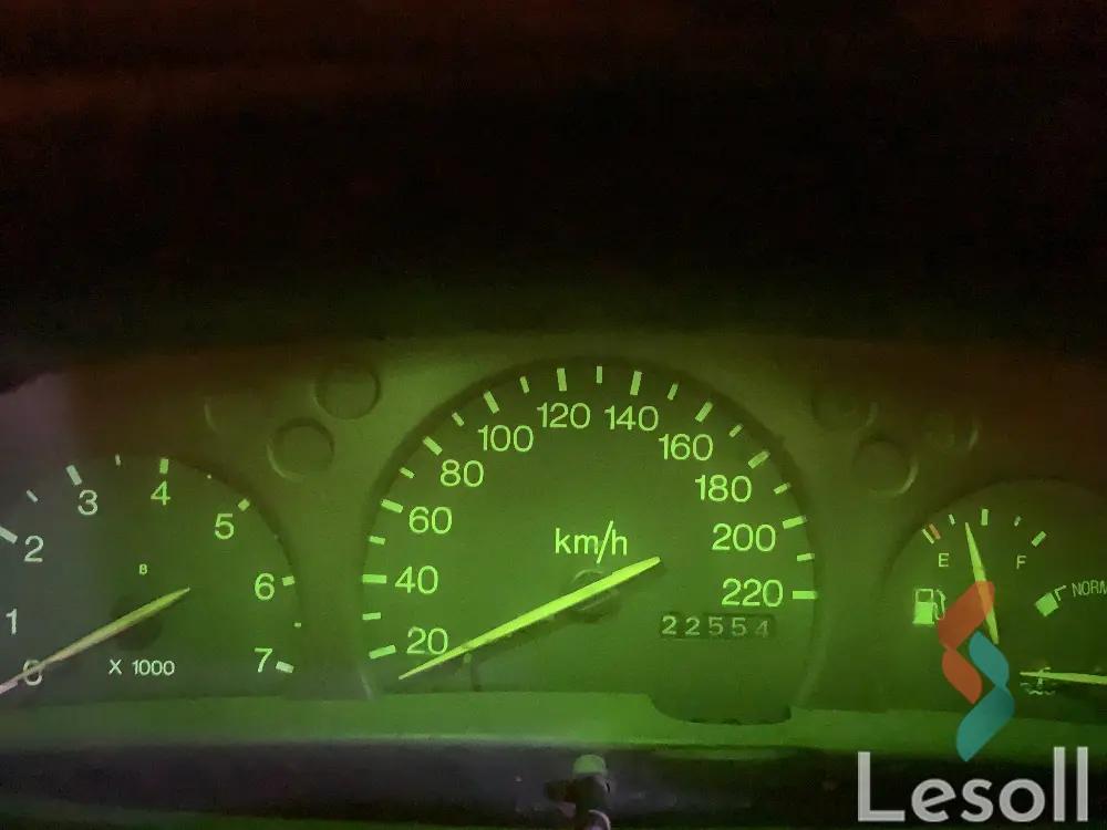 Ford escape manual used champagne model 1998 - Image 3