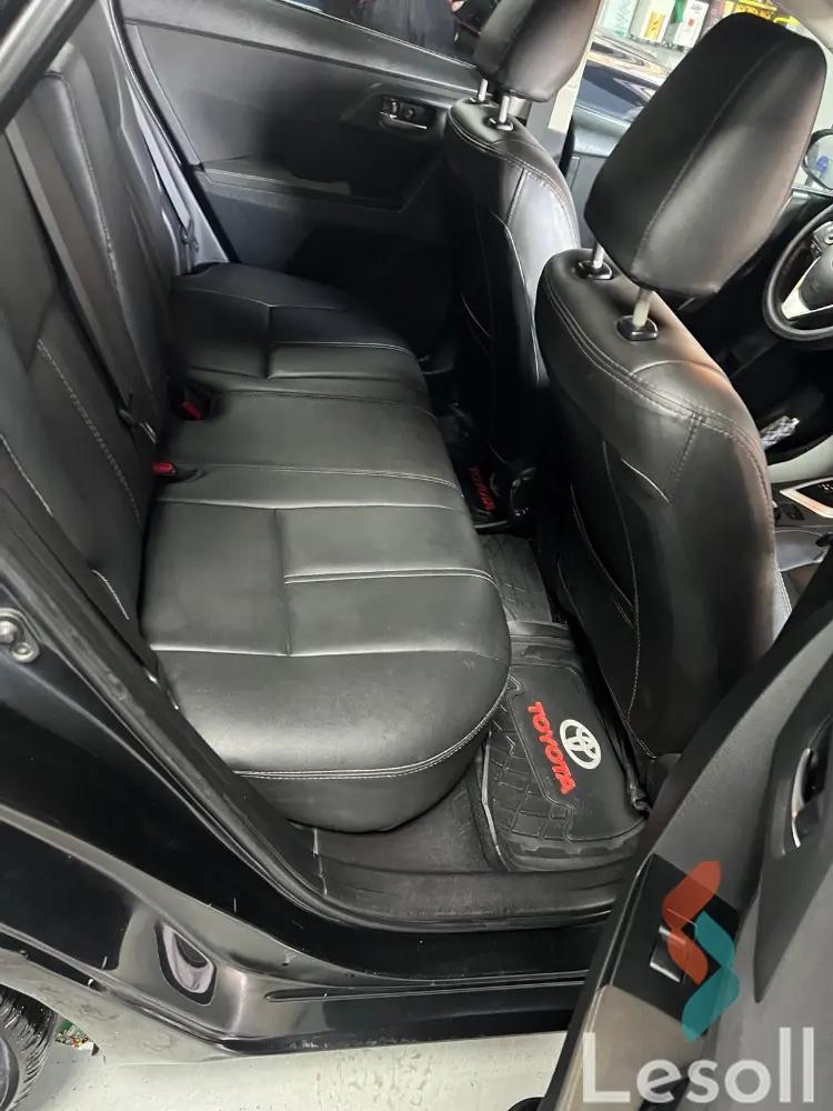 تويوتا كورولاهاتشباك اوتوماتك مستعملة أسود موديل 2013 - كل الصور