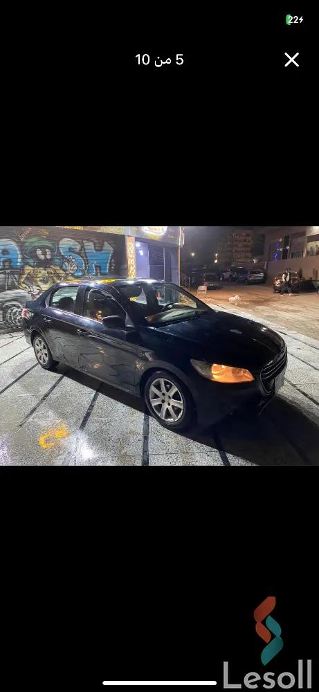 بيجو 301 اوتوماتك مستعملة أسود موديل 2016 - صورة 3