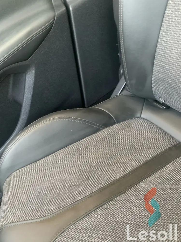 بيجو 3008 اوتوماتك مستعملة أبيض موديل 2021 - صورة 3