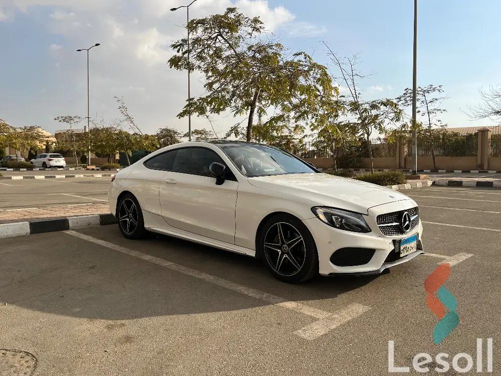مرسيدس بنز ١٨٠ سي اوتوماتك مستعملة أبيض موديل 2018 - كل الصور