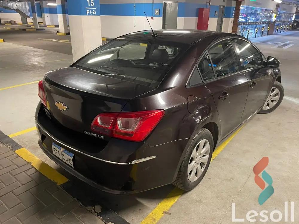 شيفروليه كروز اوتوماتك مستعملة بني موديل 2016 - صورة 2