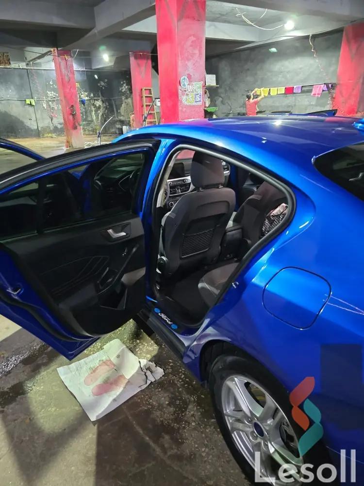 Ford focus automatic used blue model 2021 - Image 4