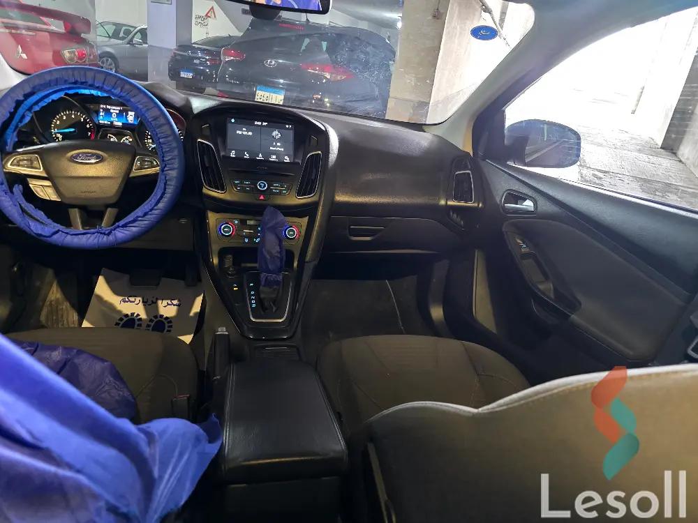 Ford focus automatic used dark gray model 2017 - Image 3