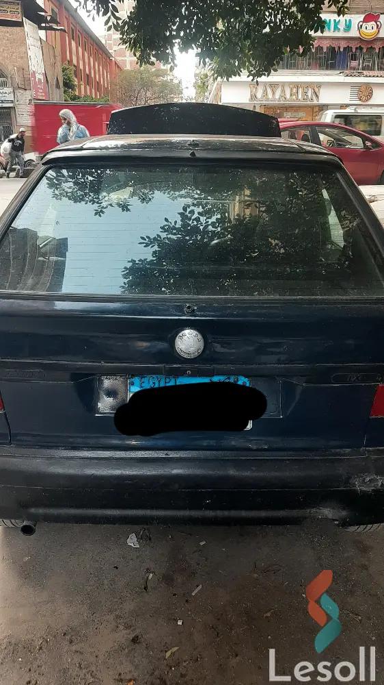 سكودا فيلسيا مانيوال مستعملة كحلي موديل 1997 - صورة 3