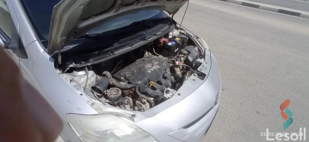 تويوتا يارس مانيوال مستعملة فضي موديل 2008