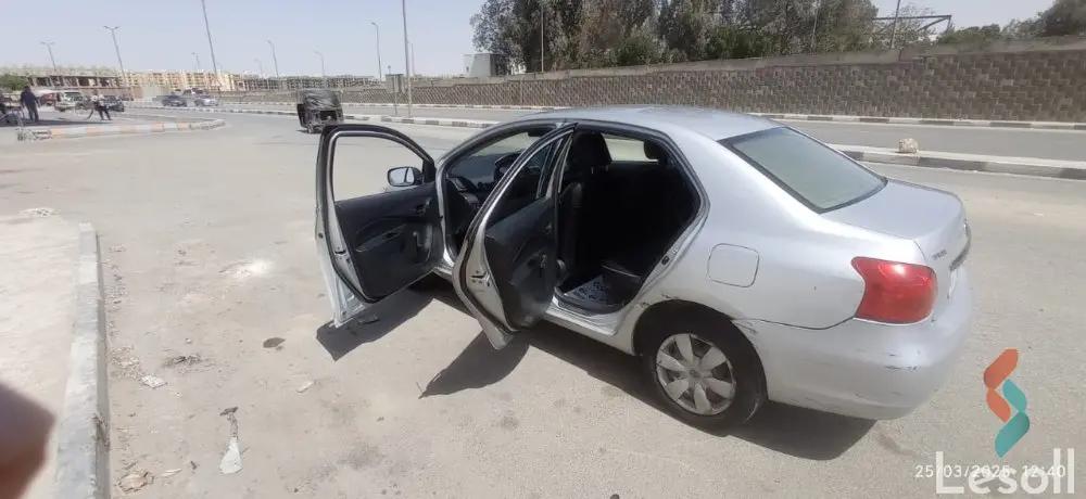 تويوتا يارس مانيوال مستعملة فضي موديل 2008