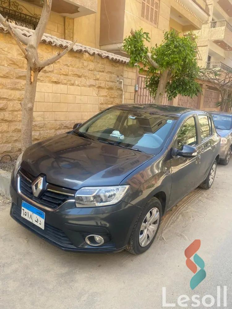 رينو سانديرو اوتوماتك مستعملة أسود موديل 2018