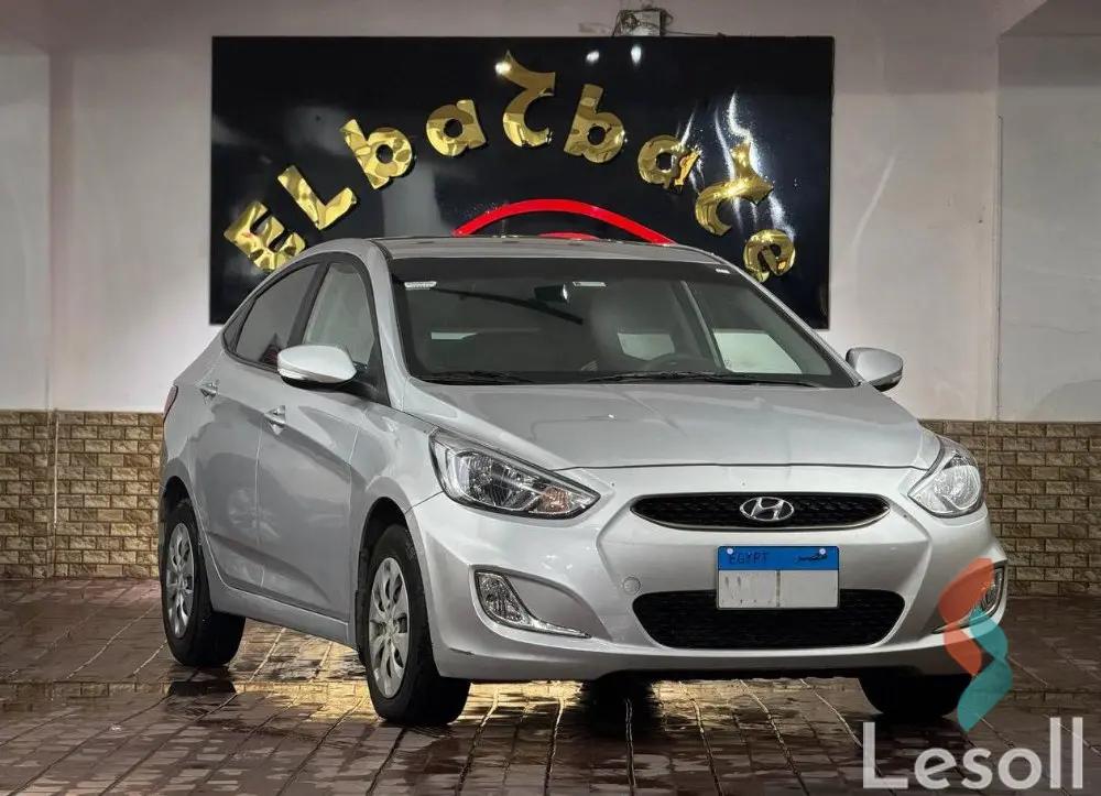 هيونداي أكسنت اوتوماتك مستعملة فضي موديل 2024 - صورة 3