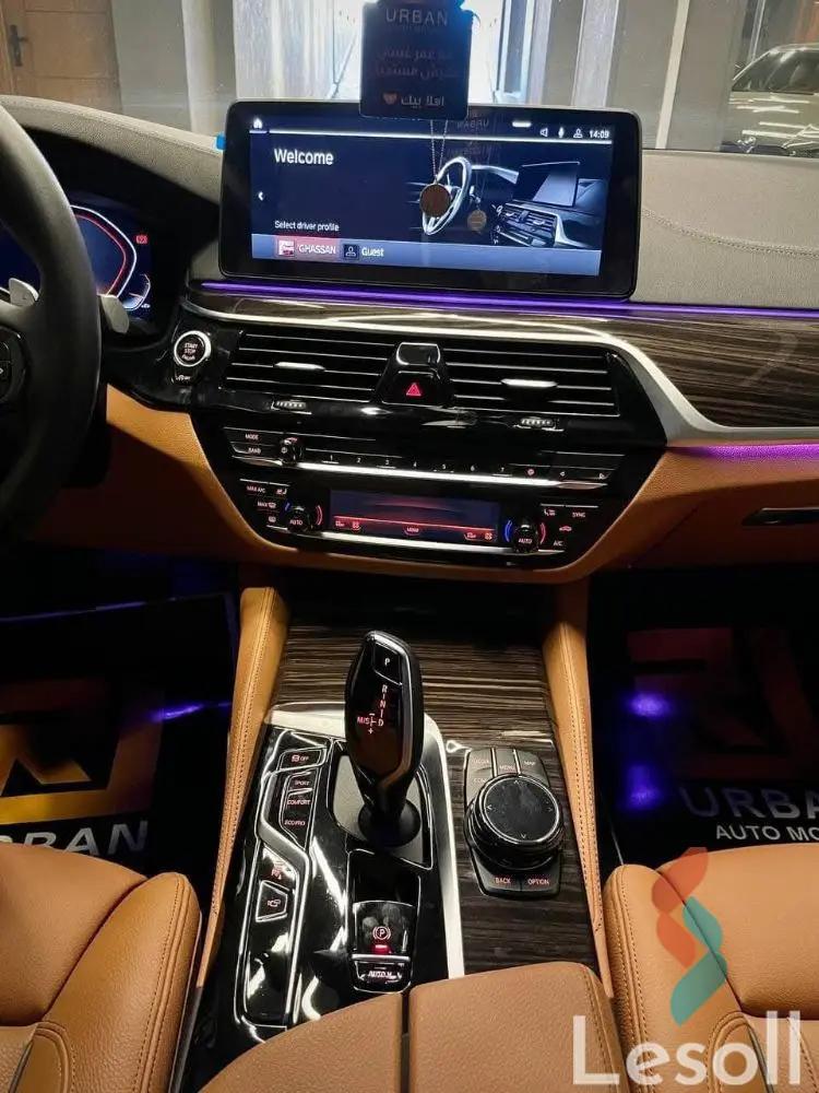 بي ام دبليو 530i اوتوماتك مستعملة أزرق موديل 2023 - كل الصور