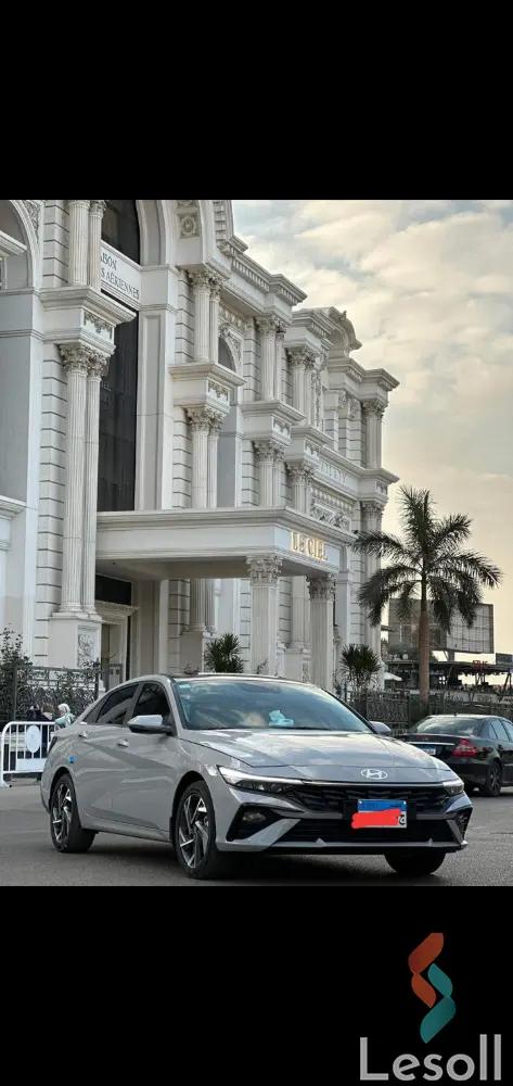 هيونداي إلنترا اوتوماتك مستعملة أزرق سماوي موديل 2024 - الصورة الرئيسية