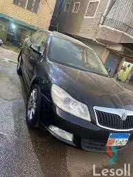 سكودا أوكتافيا أر أس اوتوماتك مستعملة رمادي داكن موديل 2010 - صورة 3