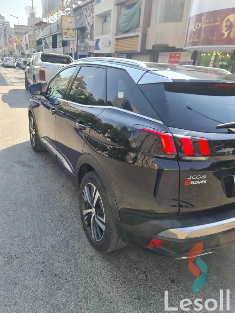 بيجو 3008 مانيوال مستعملة أسود موديل 2019 - صورة 4