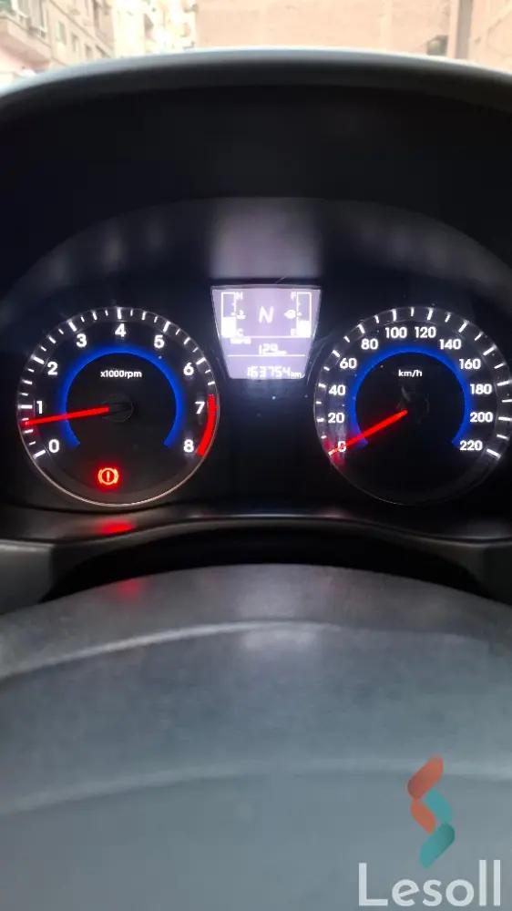 هيونداي أكسنت اوتوماتك مستعملة فضي موديل 2017