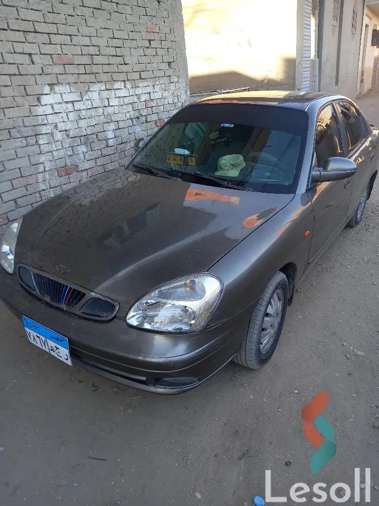 دايو نوبيرا اوتوماتك مستعملة رمادي داكن موديل 2002 - صورة 2