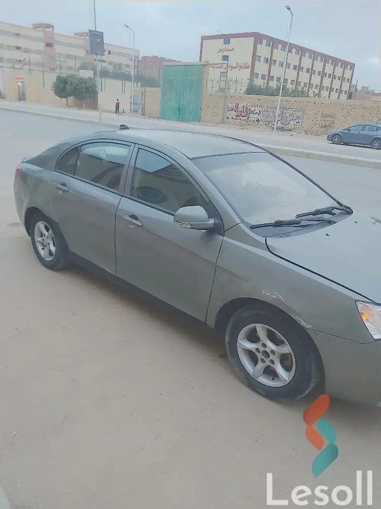 جيلي إمجراند 7 مانيوال مستعملة رمادي داكن موديل 2014