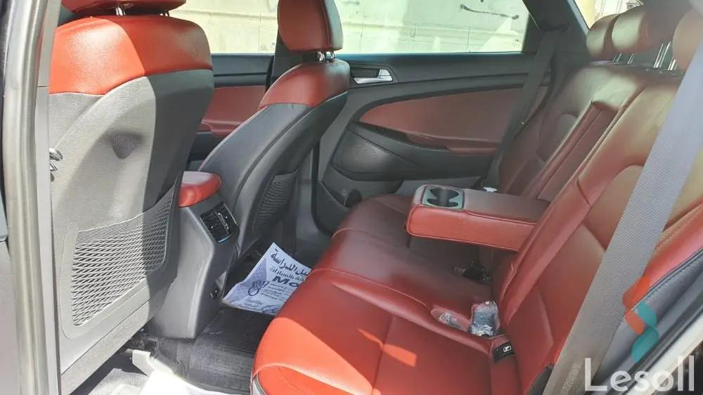 هيونداي توسان اوتوماتك مستعملة أسود موديل 2019 - صورة 4