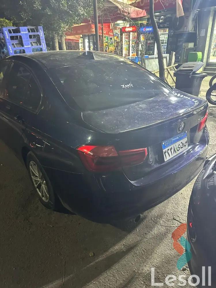 بي ام دبليو 318i اوتوماتك مستعملة كحلي موديل 2018