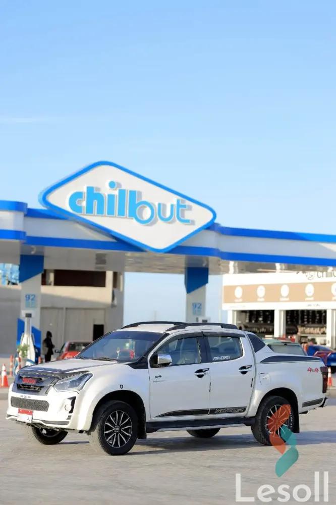 إيسوزو دي-ماكس اوتوماتك مستعملة أبيض موديل 2024 - صورة 3