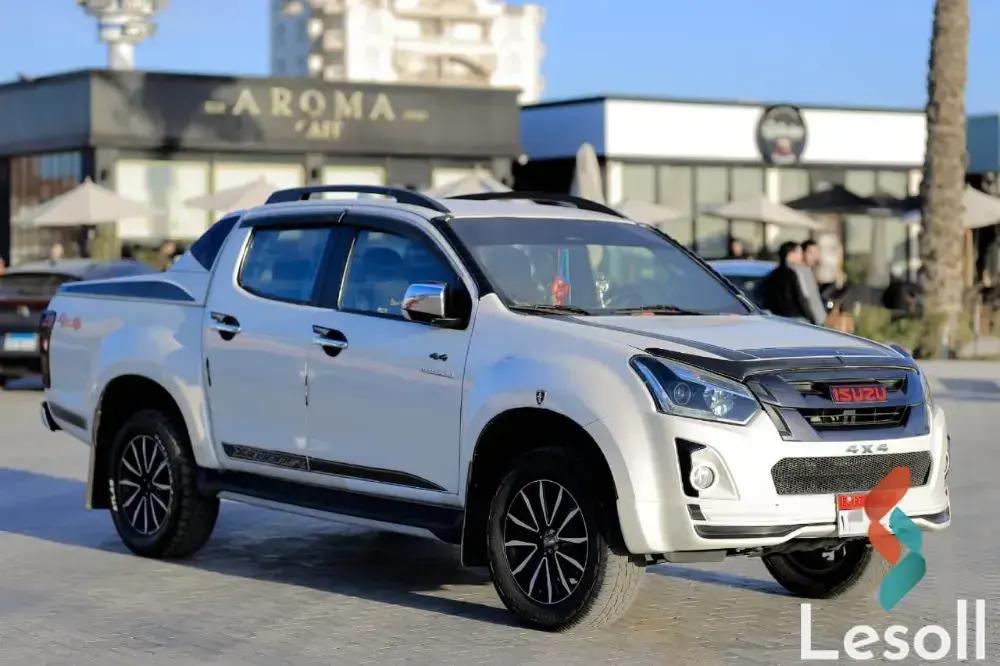 إيسوزو دي-ماكس اوتوماتك مستعملة أبيض موديل 2024 - الصورة الرئيسية