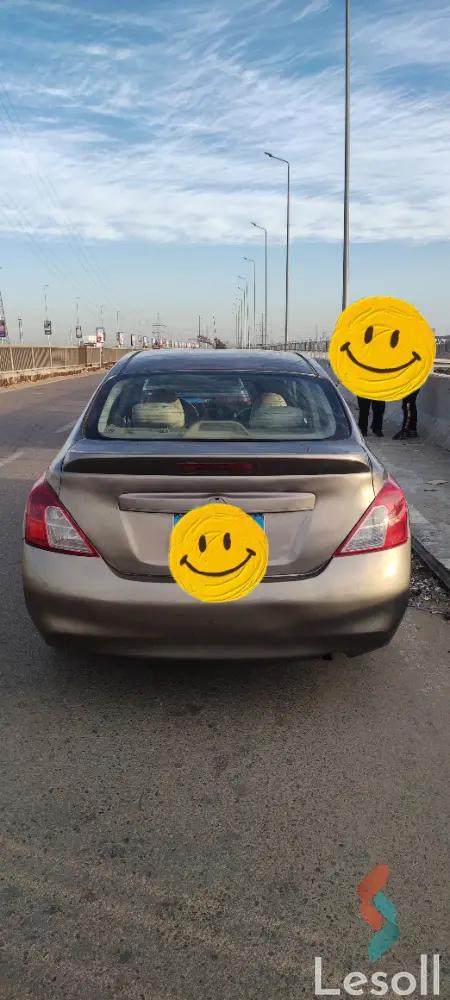 نيسان صني اوتوماتك مستعملة فضي موديل 2015 - صورة 2