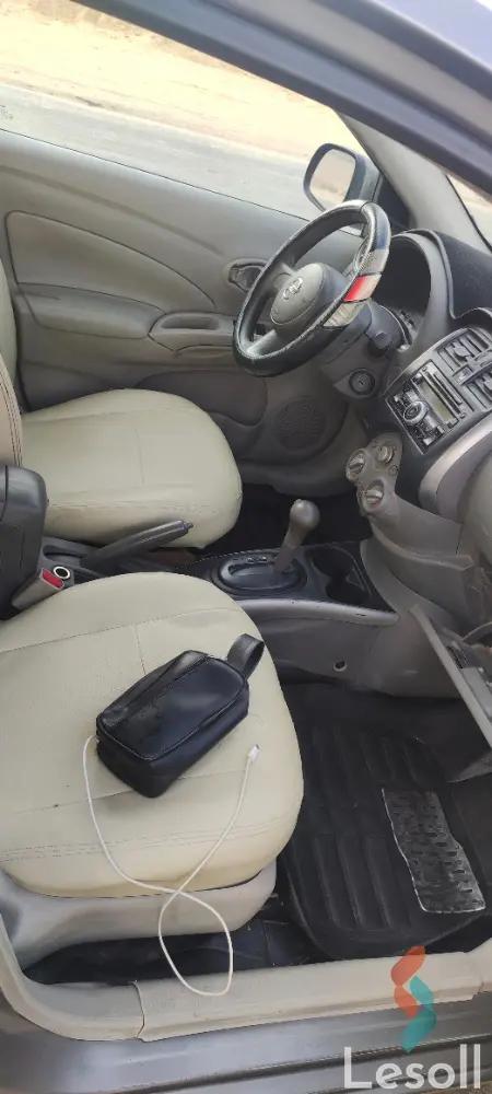 نيسان صني اوتوماتك مستعملة فضي موديل 2015 - صورة 3