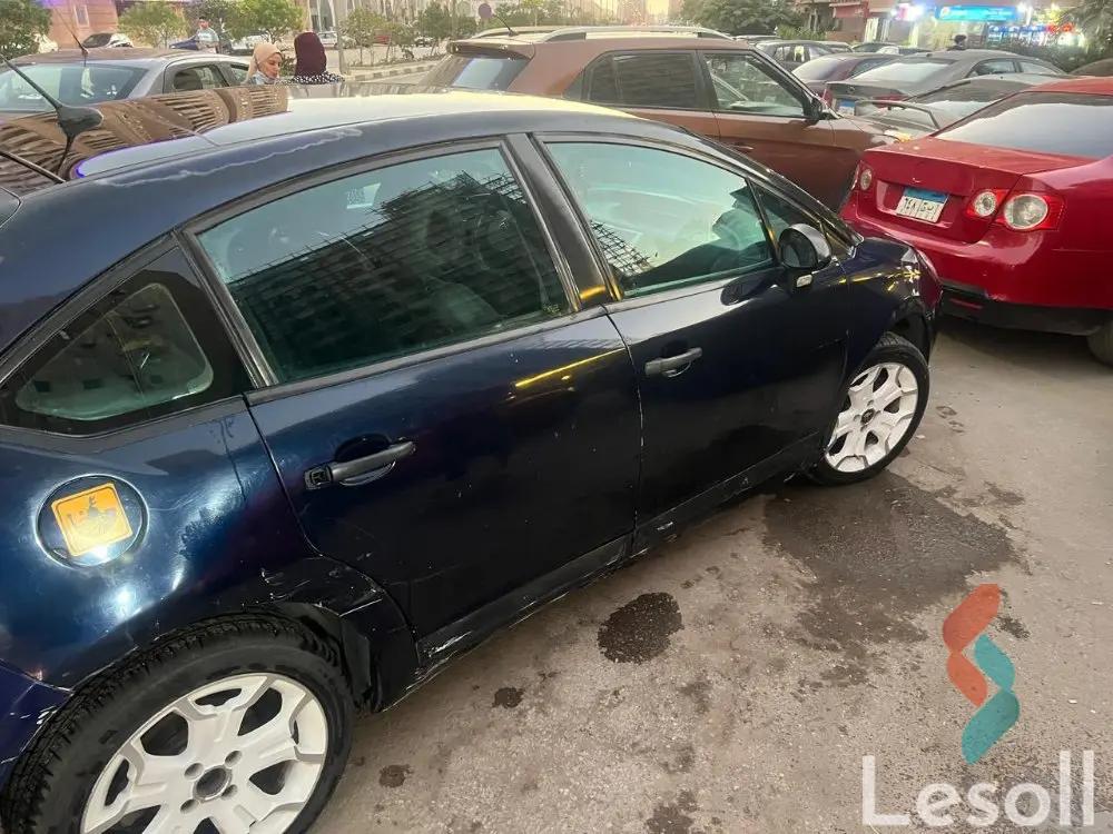 ستروين سي4 اوتوماتك مستعملة كحلي موديل 2005