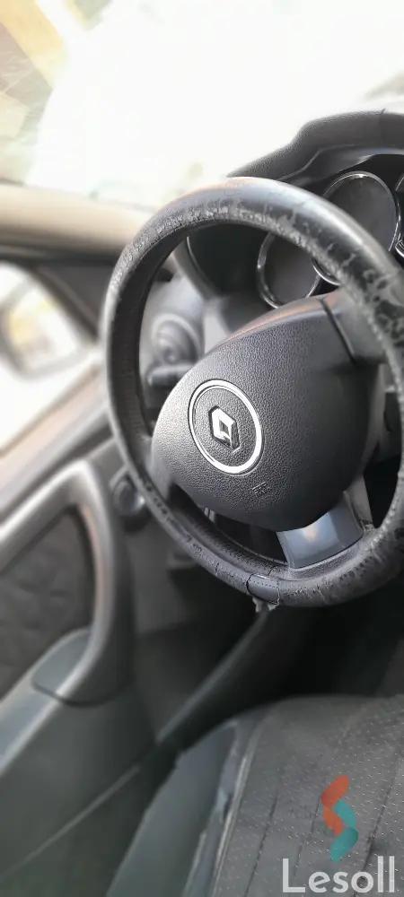 رينو دستر مانيوال مستعملة أسود موديل 2015 - صورة 3