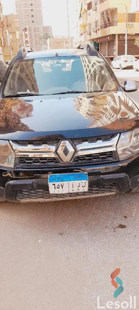 رينو دستر مانيوال مستعملة أسود موديل 2015 - الصورة الرئيسية