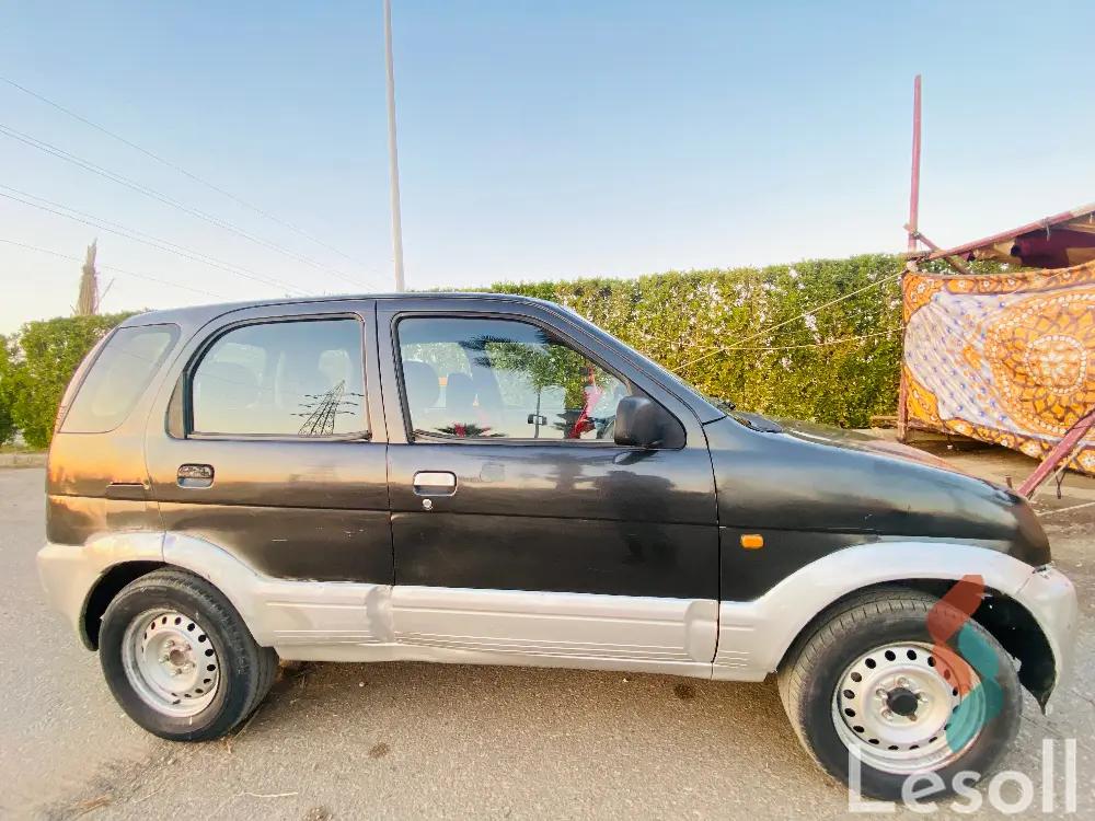 ديهاتسو دايهاتسو تيريوس مانيوال مستعملة أسود موديل 2000 - صورة 3