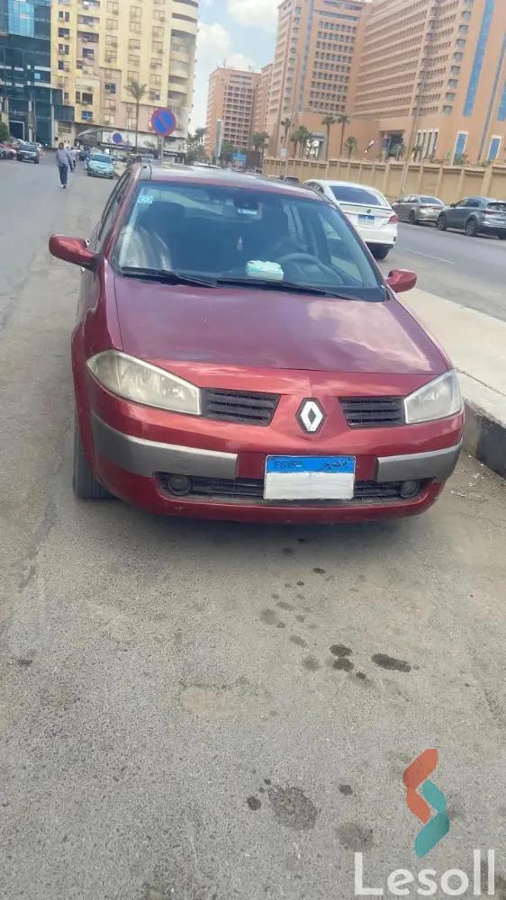 رينو ميجان اوتوماتك مستعملة أحمر موديل 2005