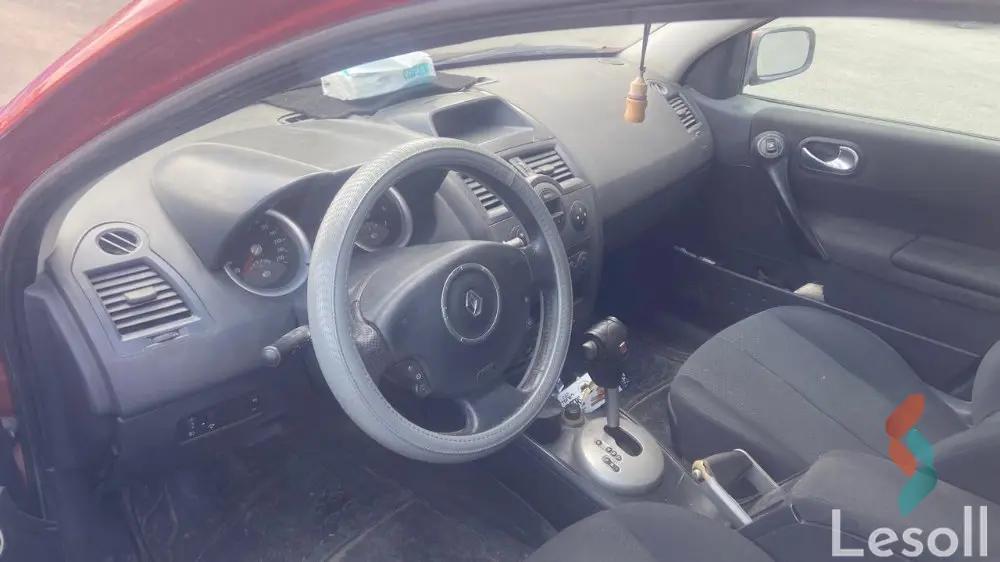 رينو ميجان اوتوماتك مستعملة أحمر موديل 2005 - كل الصور