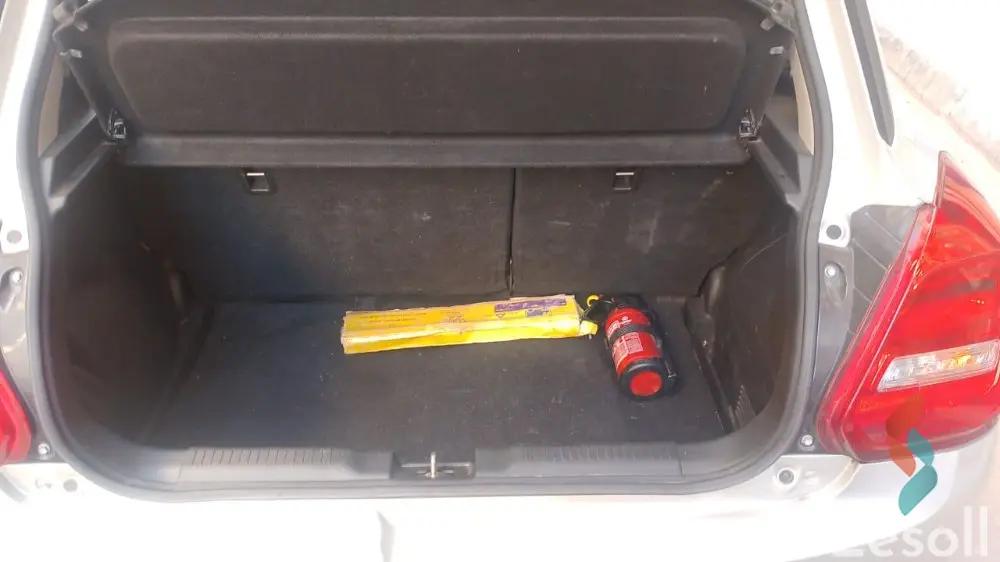 Suzuki swift automatic used silver model 2021