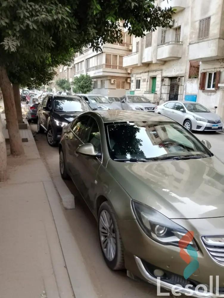 أوبل إنسيجنيا اوتوماتك مستعملة ذهبي موديل 2014