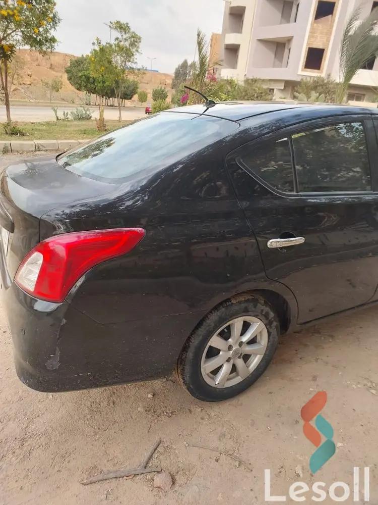 نيسان صني اوتوماتك مستعملة أسود موديل 2018 - صورة 3