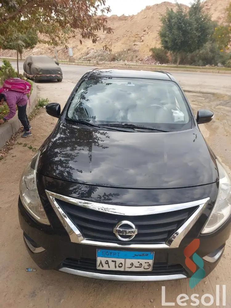 نيسان صني اوتوماتك مستعملة أسود موديل 2018 - صورة 2