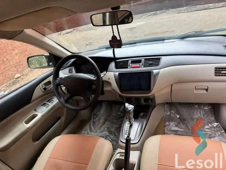 ميتسوبيشي لانسر اوتوماتك مستعملة أسود موديل 2007 - صورة 3