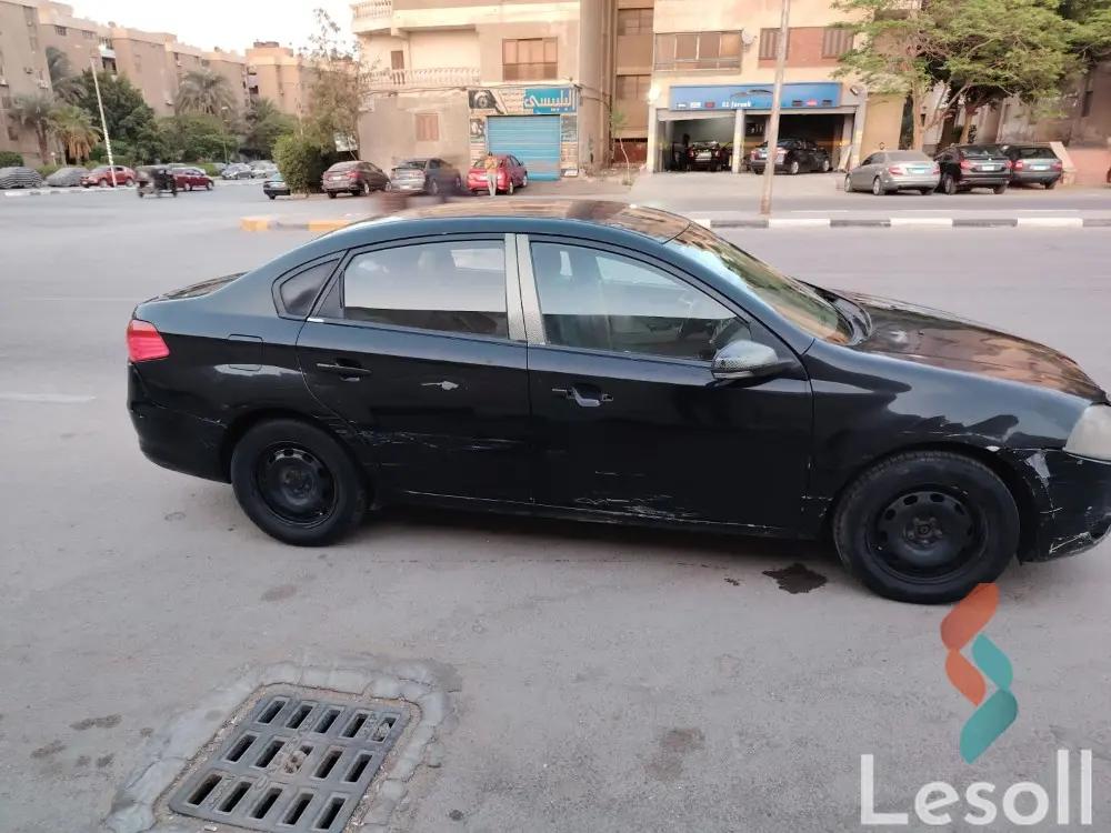 بريليانس frv كروس مانيوال مستعملة أسود موديل 2011 - صورة 3