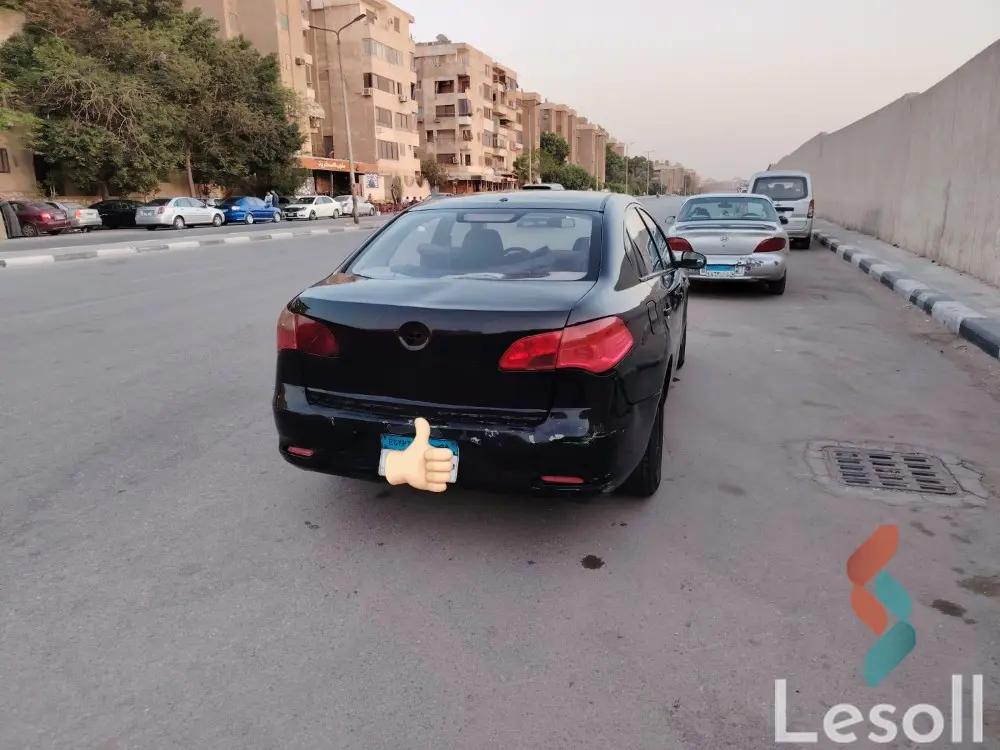 بريليانس frv كروس مانيوال مستعملة أسود موديل 2011 - صورة 2