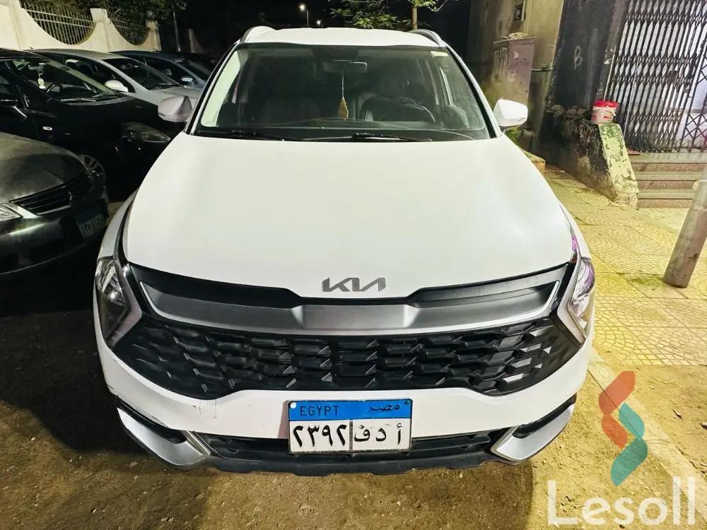 كيا سبورتاج اوتوماتك مستعملة أبيض موديل 2022 - الصورة الرئيسية