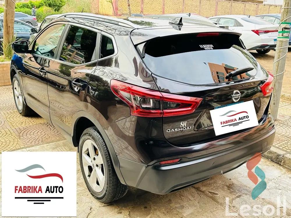 نيسان قشقاي اوتوماتك مستعملة بني موديل 2020 - كل الصور
