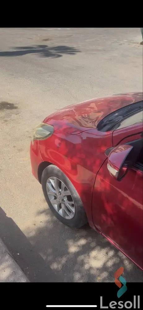 نيسان صني اوتوماتك مستعملة نبيتي موديل 2019 - صورة 2