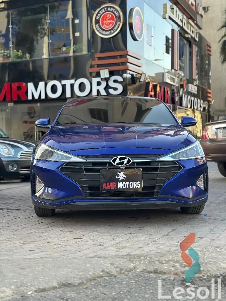 هيونداي إلنترا اوتوماتك مستعملة أزرق موديل 2021 - الصورة الرئيسية