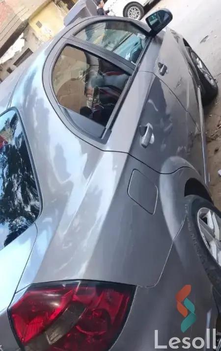 شيفروليه افيو اوتوماتك مستعملة فضي موديل 2014 - صورة 4