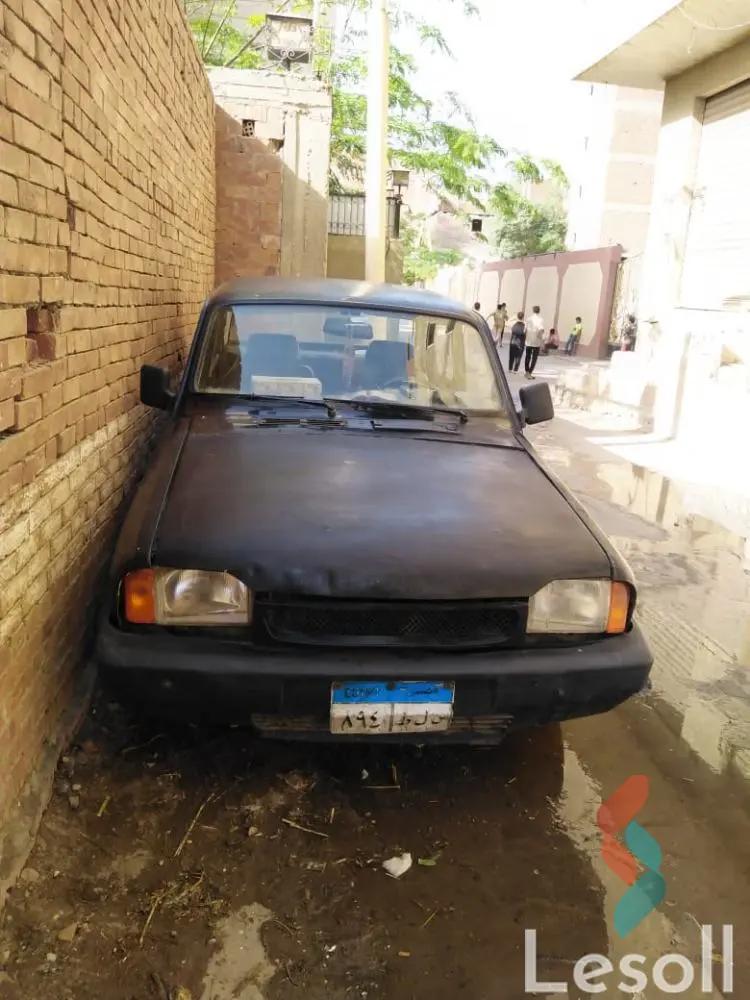 رينو ألاسكان مانيوال مستعملة أسود موديل 1995 - صورة 2