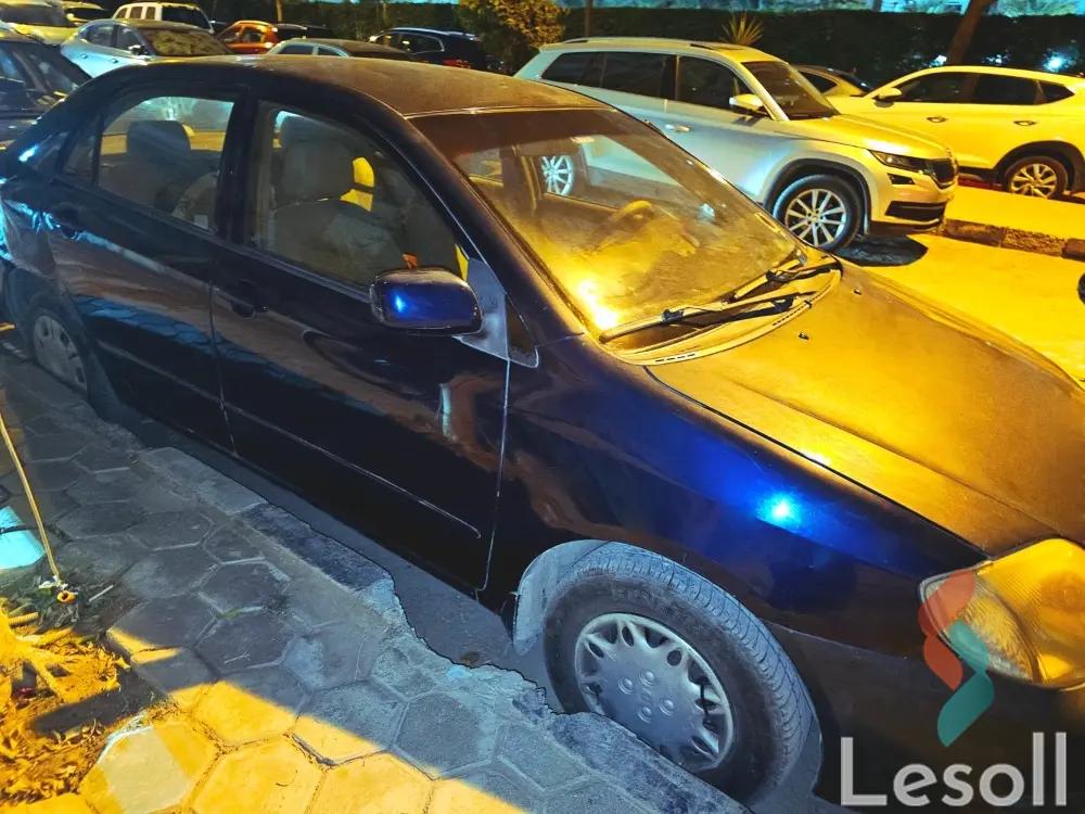 تويوتا كورولا اوتوماتك مستعملة كحلي موديل 2001 - الصورة الرئيسية