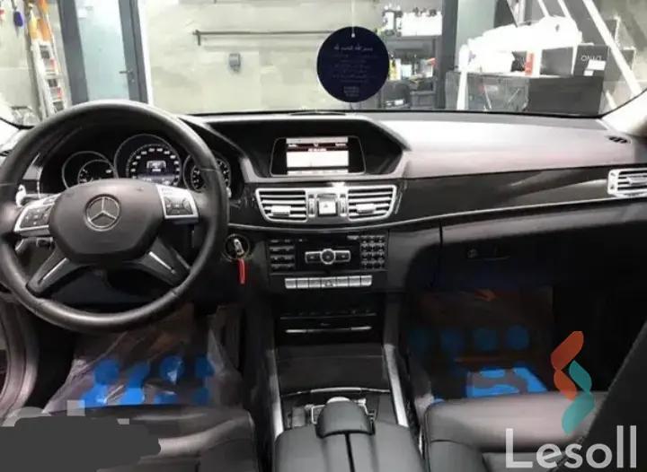 مرسيدس بنز اي ٢٠٠ مانيوال مستعملة فضي موديل 2015 - صورة 4